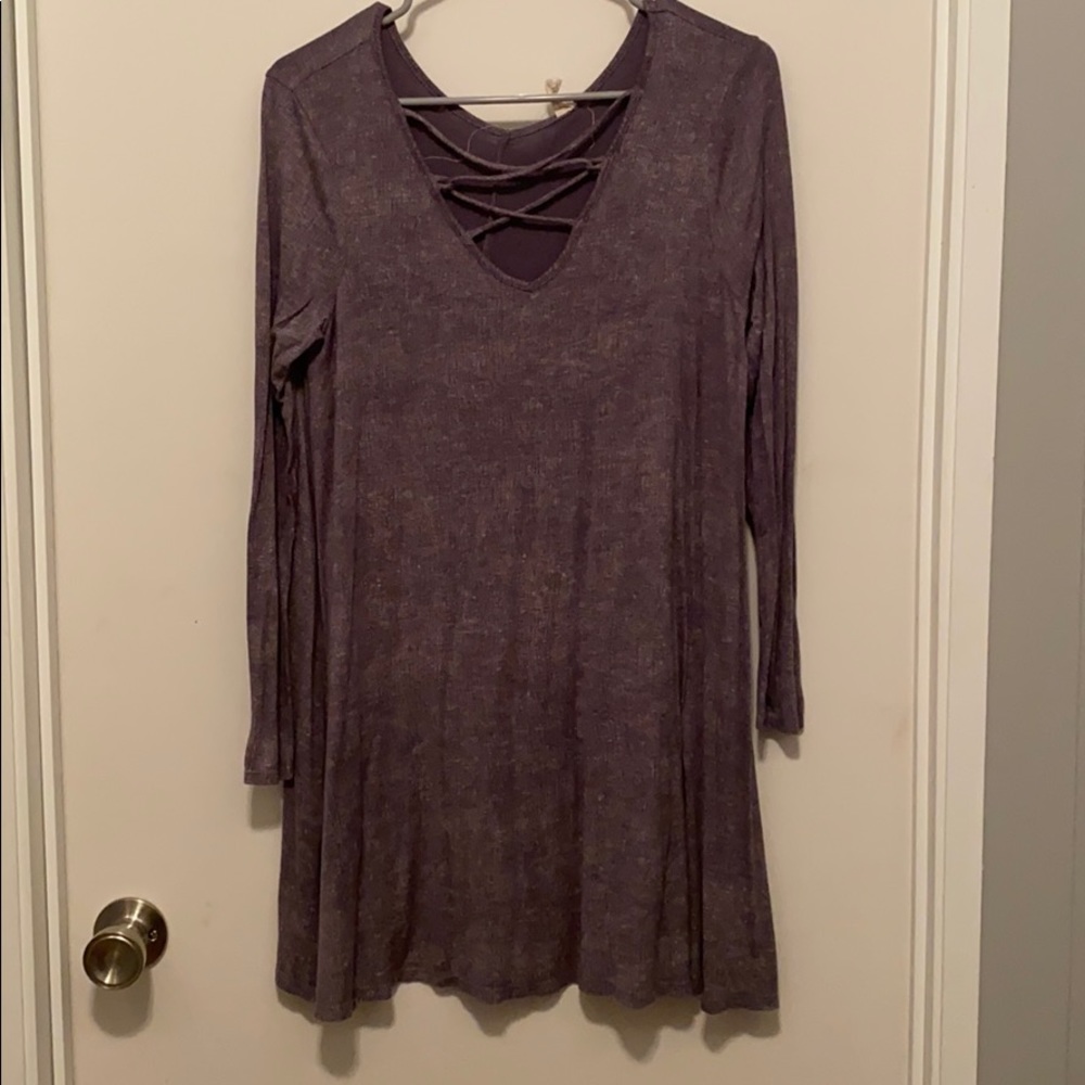 Gray long sleeve v neck dress